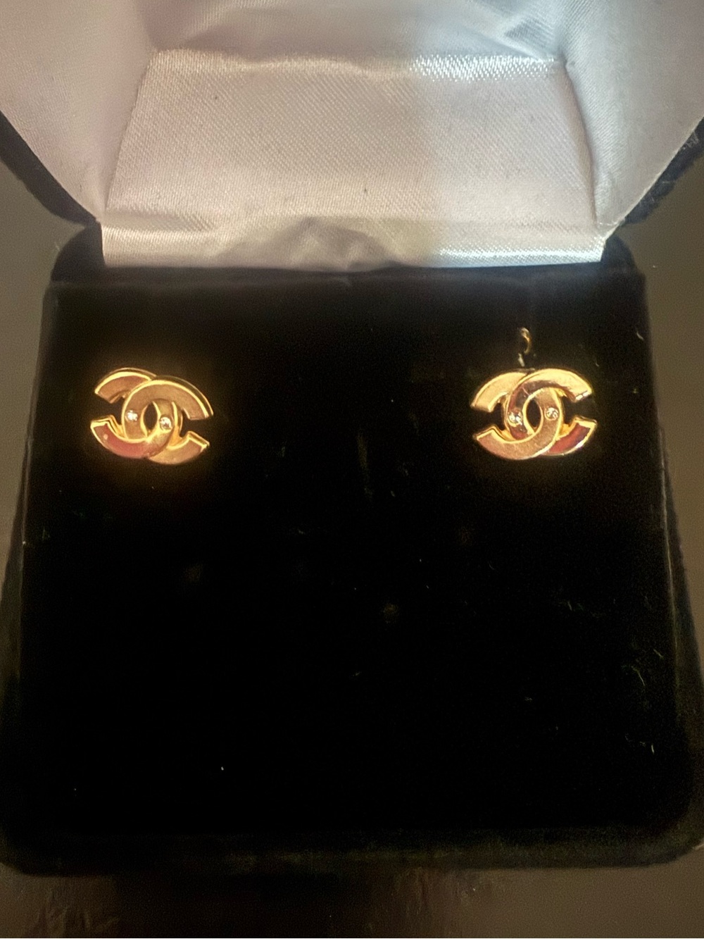 14k yellow gold CHANEL CC screw back earrings